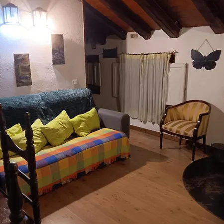 Masia Can Constans Holiday home
