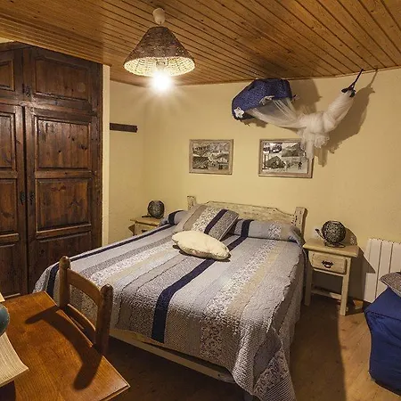 Masia Can Constans Holiday home *