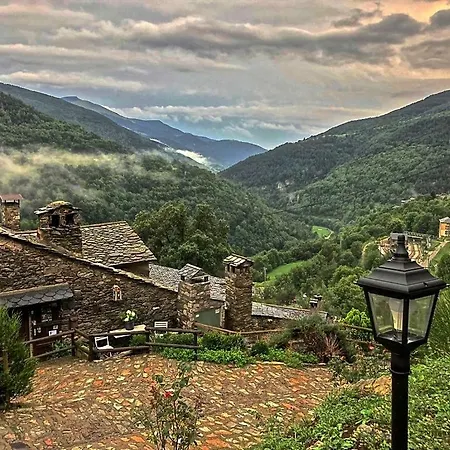 Masia Can Constans Holiday home *
